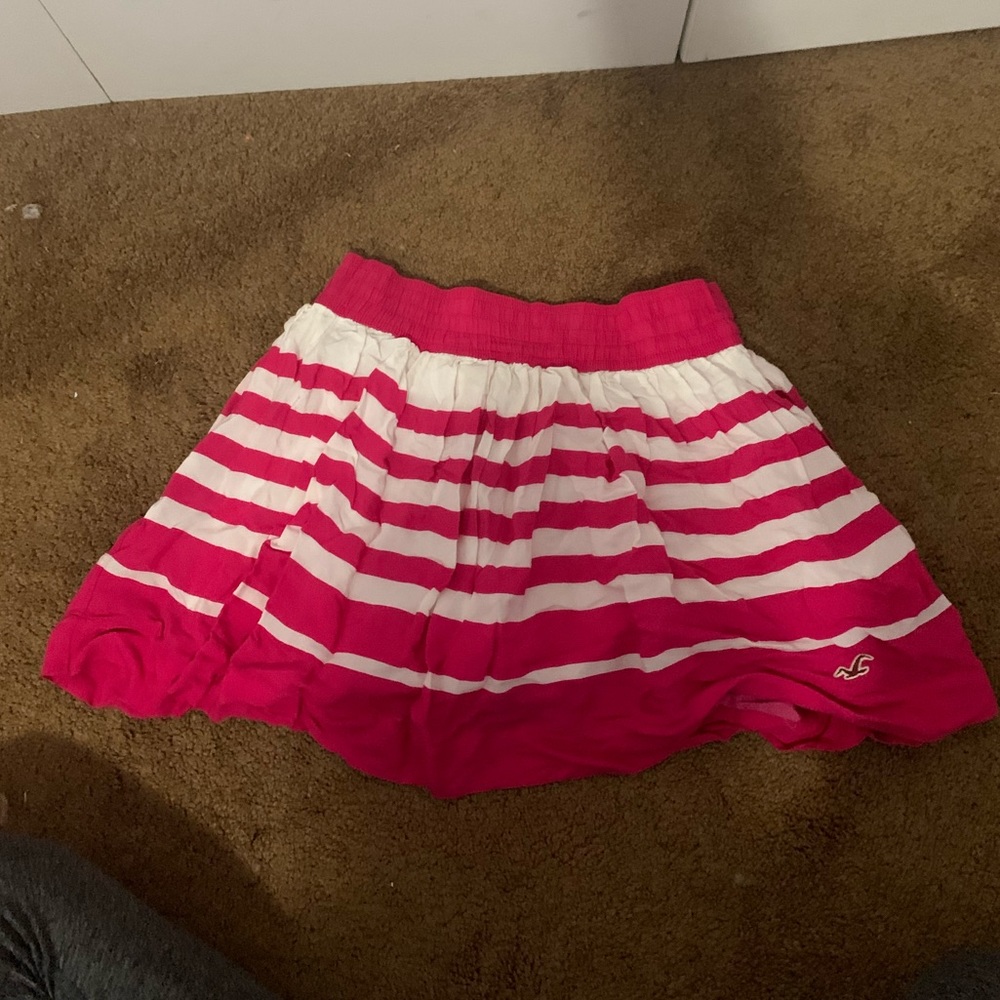 HOLLISTER PINK AND WHOTE STRIPED SKIRT